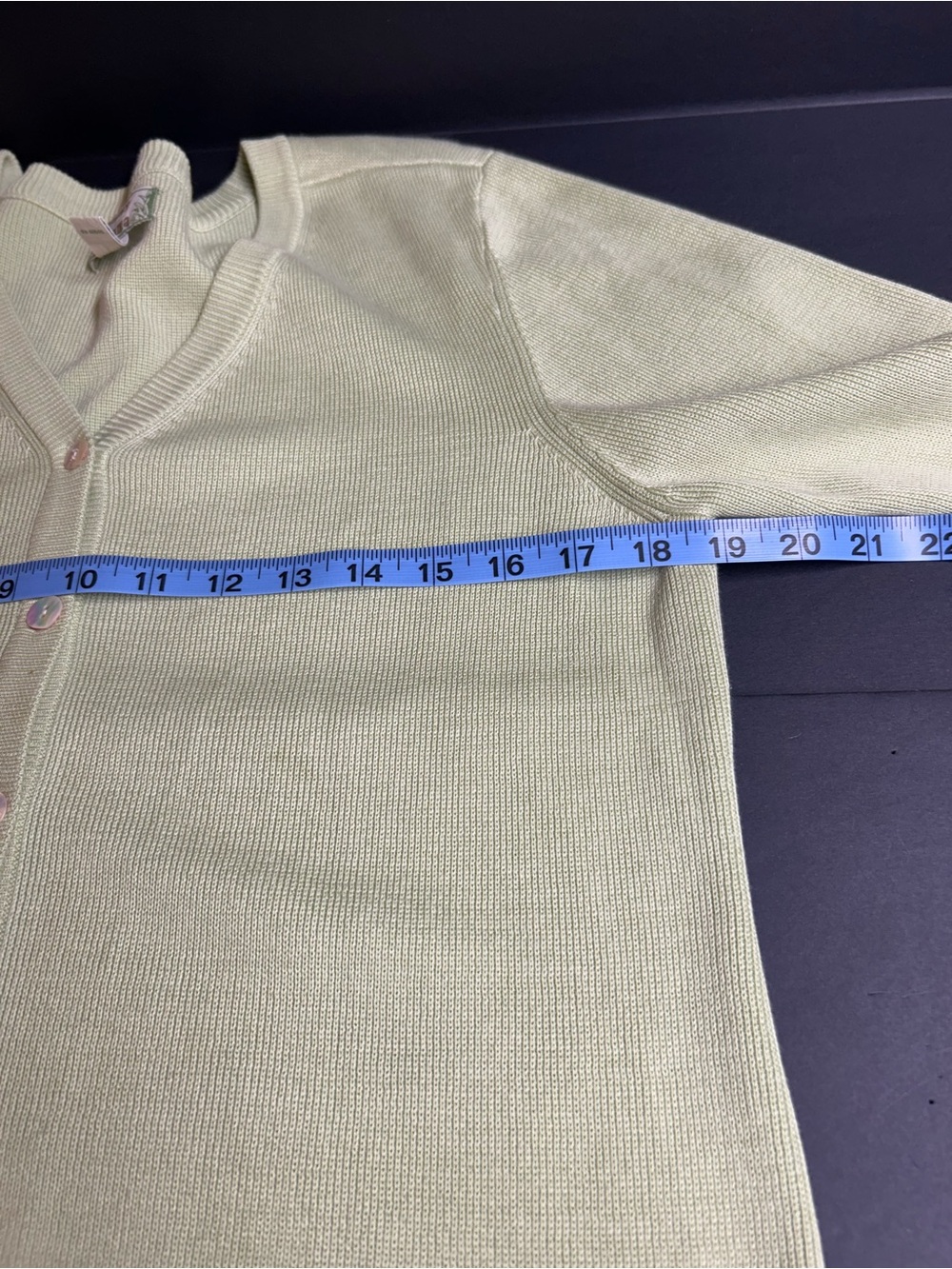 Tommy Bahama Pale Green Silk/Cotton V-Neck Cardigan Sweater - Picture 5 of 6
